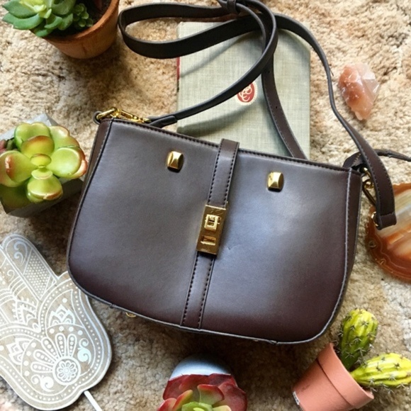 {Adrienne Vittadini} Brown Leather Crossbody Purse - Picture 1 of 8
